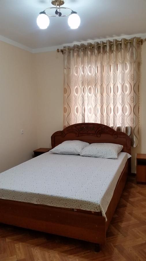 Guest House Sharq 21 Khujand Exterior photo